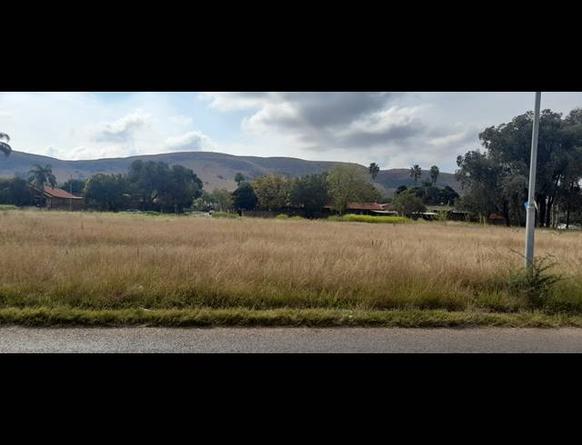 8,224M² VACANT LAND FOR SALE IN SUIDERBERG